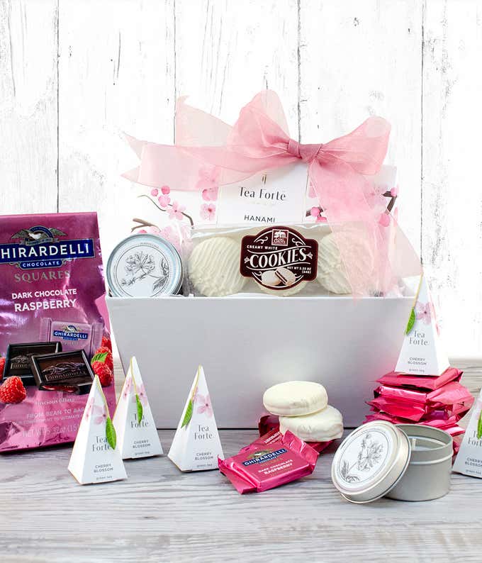Tea & Sweets Gift Basket 